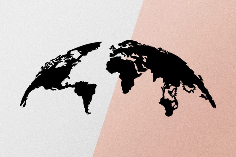 World Map 1 Large Väggdekor - Svart - Inredning & dekor - Väggdekor - Skyltar - Plåtskylt