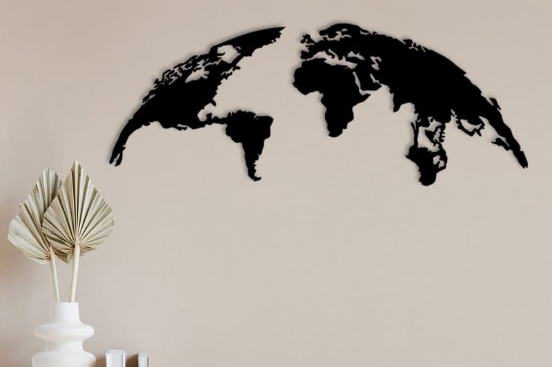 World Map Small 100 cm Väggdekor - Svart - Inredning & dekor - Väggdekor - Skyltar - Plåtskylt