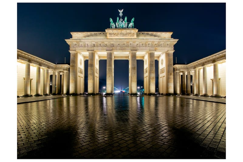 FOTOTAPET Brandenburger Tor På Natten 300x231 - Artgeist sp. z o. o. - Inredning & dekor - Väggdekor - Tapeter & tapettillbehör - Fototapeter