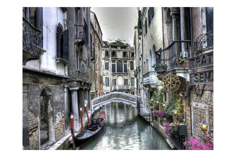 FOTOTAPET Romantiska Venedig 300x231 - Artgeist sp. z o. o. - Inredning & dekor - Väggdekor - Tapeter & tapettillbehör - Fototapeter