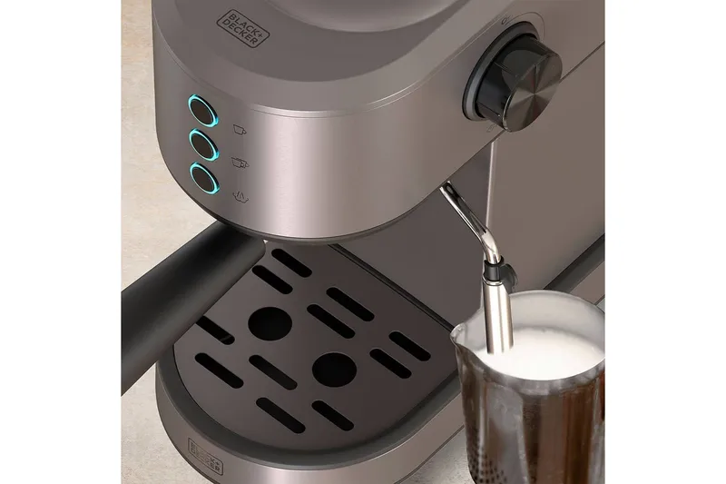 Espressomaskin Black+Decker 1350W - Kök & hushåll - Hushållsmaskiner & vitvaror - Köksmaskiner - Kaffemaskiner & kaffetillbehör - Espressomaskiner
