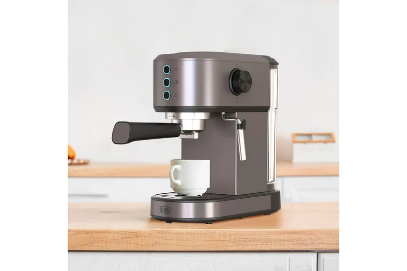 Espressomaskin Black+Decker 1350W - Kök & hushåll - Hushållsmaskiner & vitvaror - Köksmaskiner - Kaffemaskiner & kaffetillbehör - Espressomaskiner
