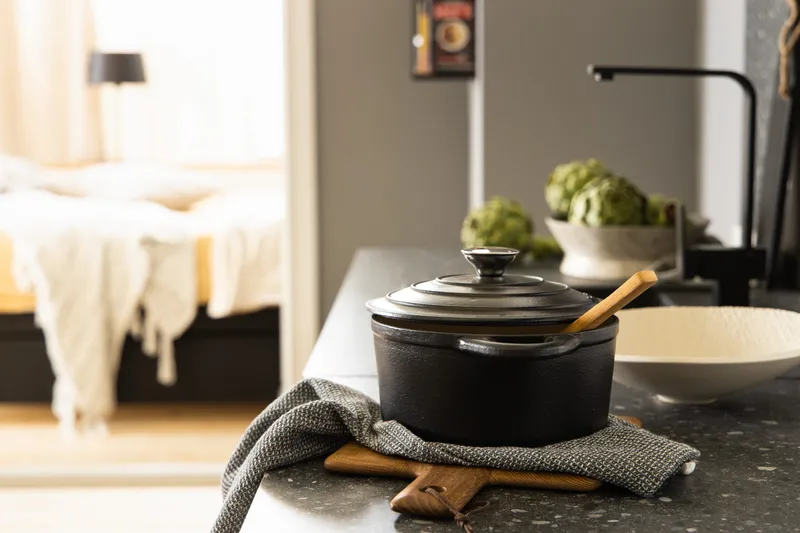 Orrefors Jernverk Gryta 2,8L Gjutjärn - 22x10cm Svart - Kök & hushåll - Matlagning & bakning - Grytor, kastruller & stekkärl - Grytor