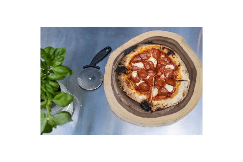 Pizzaskärare Mustang - Silver - Kök & hushåll - Matlagning & bakning - Köksredskap & kökstillbehör - Skärare