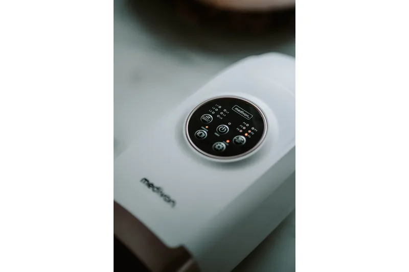 Handmassageapparat Medivon Vit - Vit - Kök & hushåll - Personvård & hälsa - Massage & välbefinnande - Massageverktyg - Massagepistol