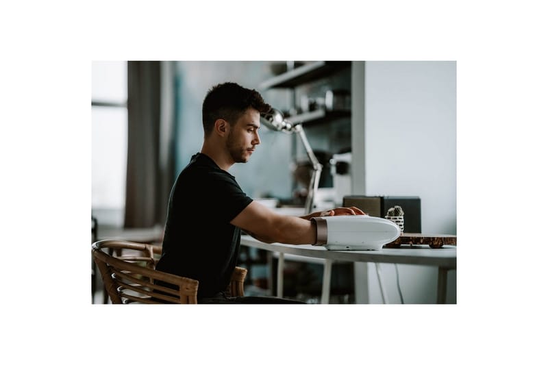 Handmassageapparat Medivon Vit - Vit - Kök & hushåll - Personvård & hälsa - Massage & välbefinnande - Massageverktyg - Massagepistol