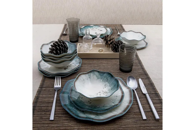 Subatan Tallriksset 24 Delar - Porslin/Flerfärgad - Kök & hushåll - Servering & dukning - Skålar & tallrikar - Fyrkantiga tallrikar