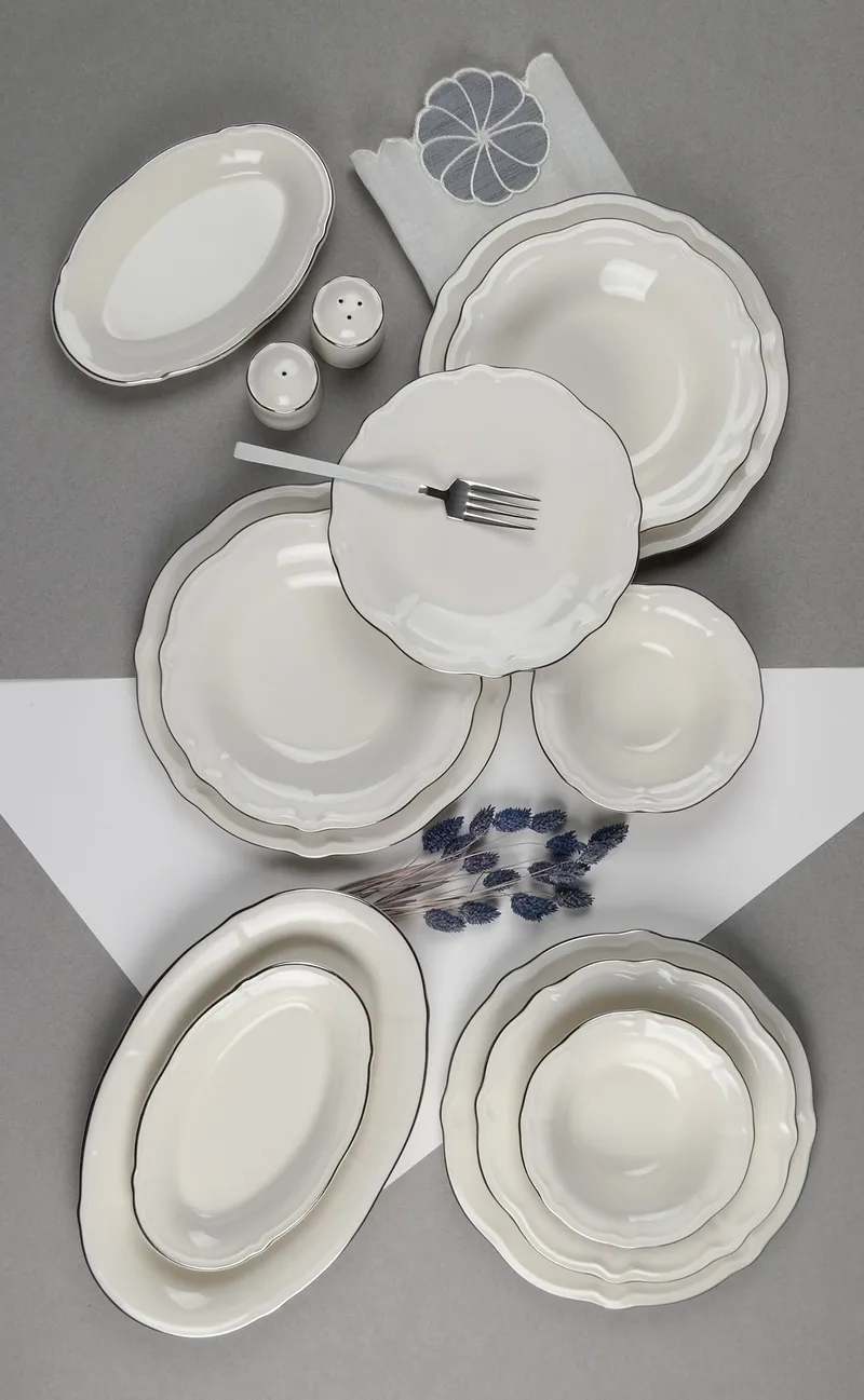 Platin Middagsservis (53 delar) 53x33x36 cm - Vit och silver - Kök & hushåll - Servering & dukning - Skålar & tallrikar - Serviser & tallrikar set