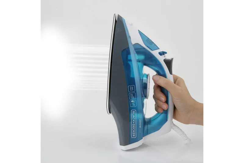 Ångstrykjärn Black+Decker 2200W Blå - Blå||Svart - Kök & hushåll - Städ & klädvård - Klädvård - Ångstrykjärn & ångstation