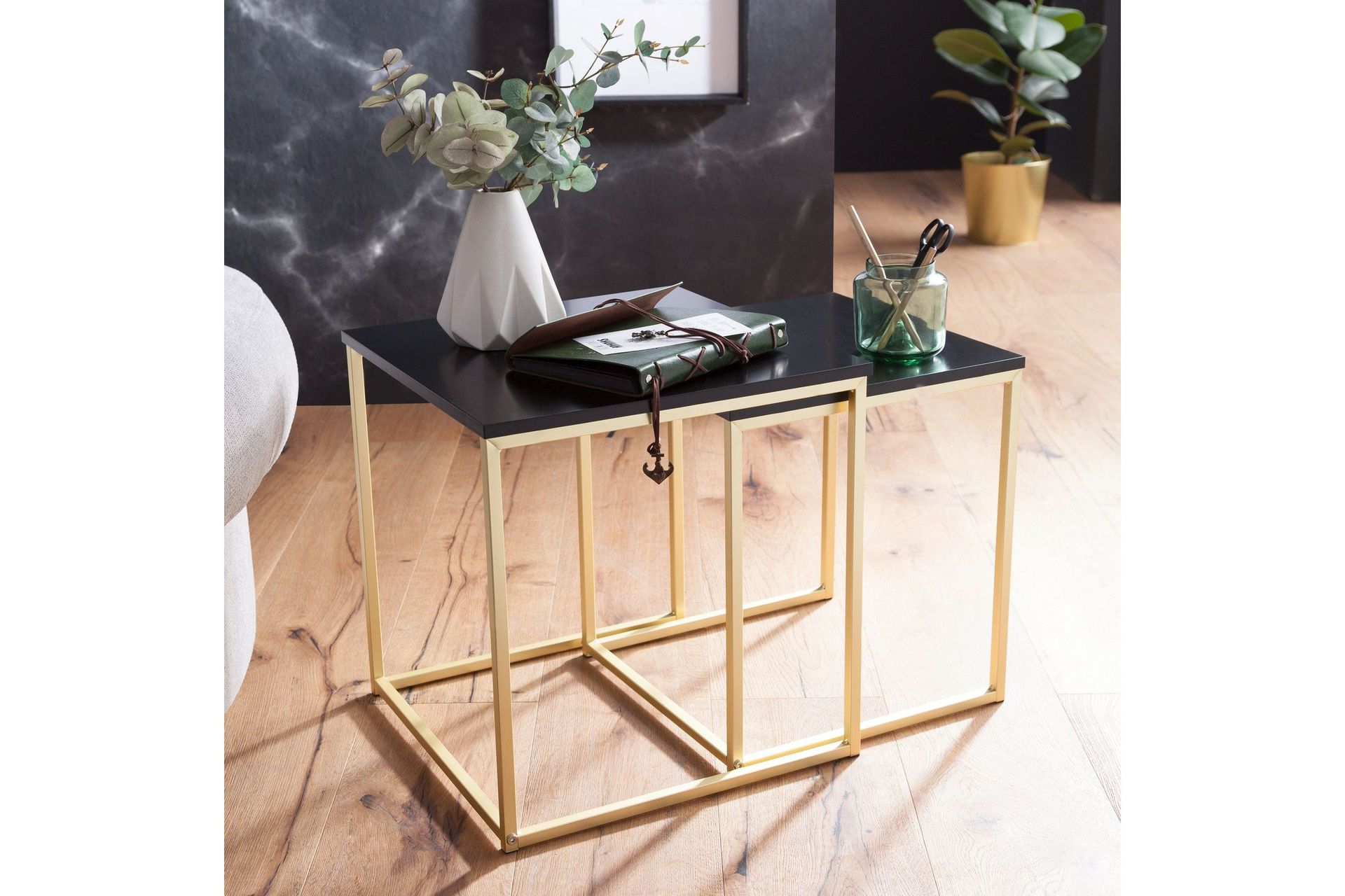 Geancarlo Satsbord 48 cm 2 Bord - Svart/Guld