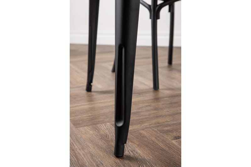 Matbord Venture Home Tempe Matbord 140 cm Walnut - Möbler - Bord