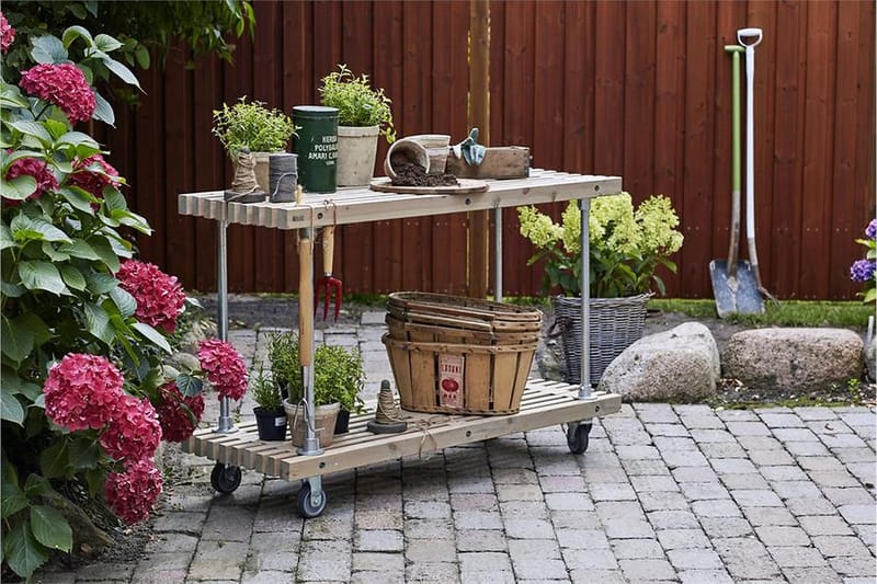 PLUS Jocke Grill/Arbetsbord Design 138 cm - Möbler - Bord