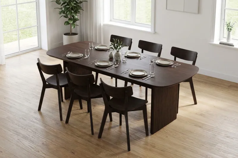 Alma Matgrupp 220 cm rektangulärt i Rökt Ek med 6 Amelia Matstolar - Rökt Ek - Möbler - Matplats - Matgrupp & matbord med stolar