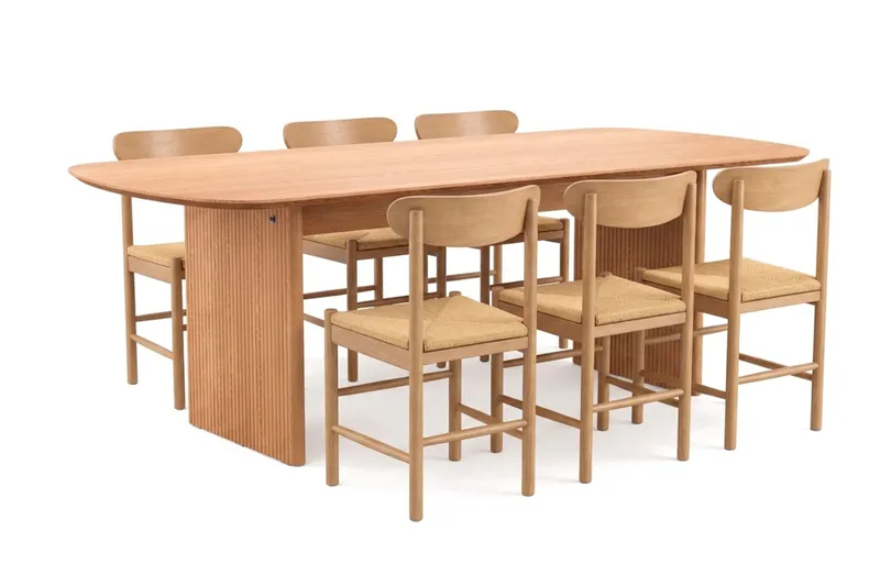 Alma Matgrupp rektangulärt 220 cm Ek med 6 Malte Matstolar, Ek