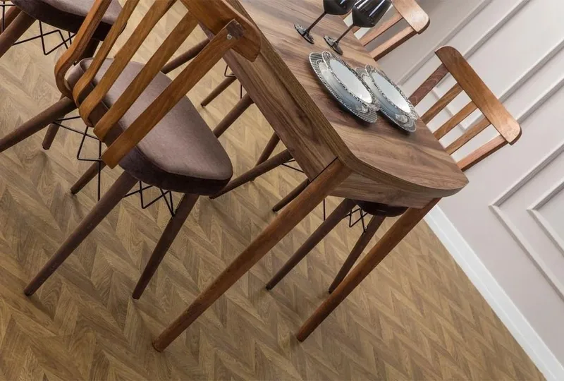 Alvryn Matgrupp Bord 130 cm + 4 Stolar - Brun - Möbler - Matplats - Matgrupp & matbord med stolar