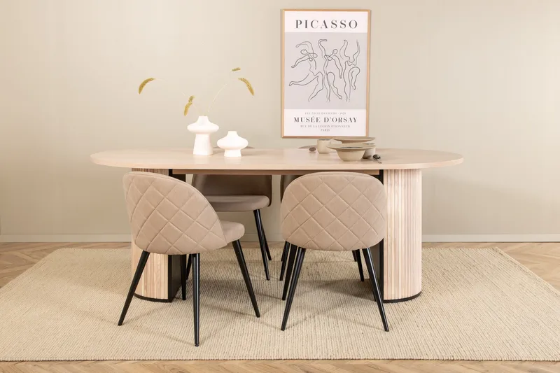Biana Matgrupp 200 cm Oval inkl 4 Velvets Stolar, Beige/Svart