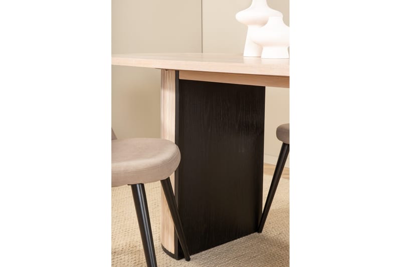 Biana Matgrupp 200 cm Oval inkl 4 Velvets Stolar - Beige/Svart - Möbler - Matplats - Matgrupp & matbord med stolar