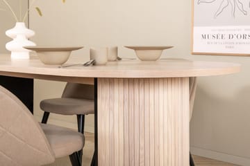 Bianca Matbord 200 cm Ovalt med 4 Velvet Stitches Matstol - Möbler - Matplats - Matgrupp & matbord med stolar