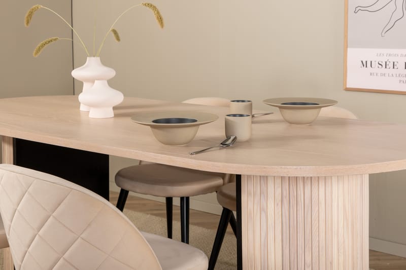 Bianca Matgrupp 200 cm Oval med 4 Velvet stolar - Beige - Möbler - Matplats - Matgrupp & matbord med stolar