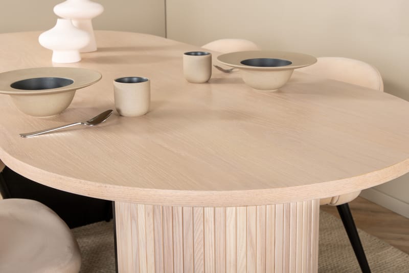 Bianca Matgrupp 200 cm Oval med 4 Velvet stolar - Beige - Möbler - Matplats - Matgrupp & matbord med stolar