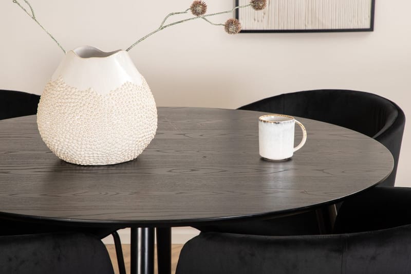 Dipp Matbord med 4 Berit Karmstol med Armstöd - Möbler - Matplats - Matgrupp & matbord med stolar