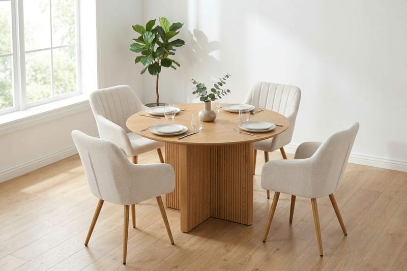 Edda Matgrupp runt 110 cm Ek med 4 Filippa Matstolar - Ek - Möbler - Matplats - Matgrupp & matbord med stolar