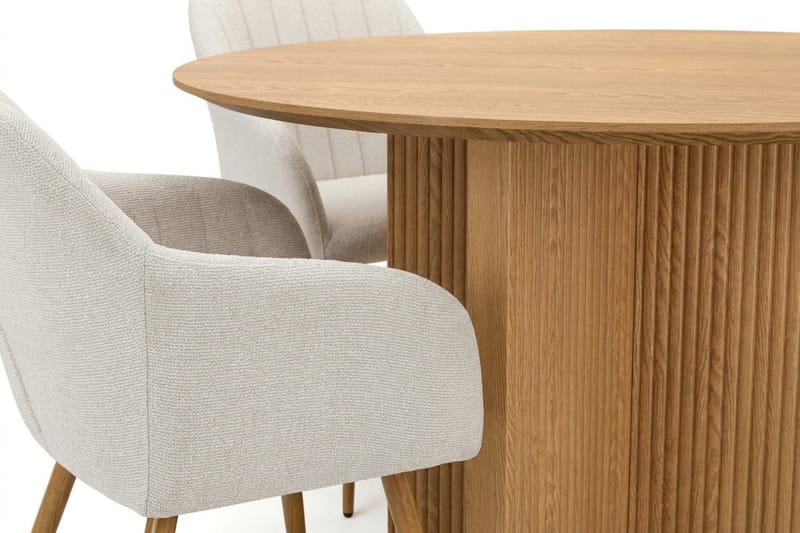 Edda Matgrupp runt 110 cm Ek med 4 Filippa Matstolar - Ek - Möbler - Matplats - Matgrupp & matbord med stolar