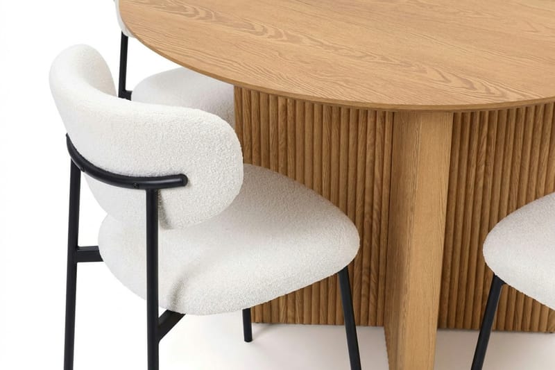Edda Matgrupp runt 110 cm Ek med 4 Lucy Matstolar - Ek - Möbler - Matplats - Matgrupp & matbord med stolar