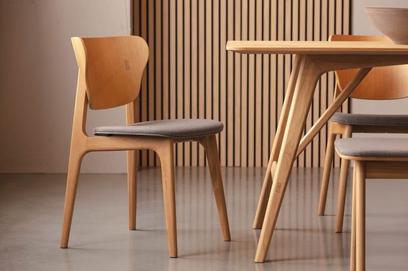 HULSIG Matbord 220 cm inkl 4 Stolar + Bänk Natur/Grå - Matgrupp & matbord med stolar