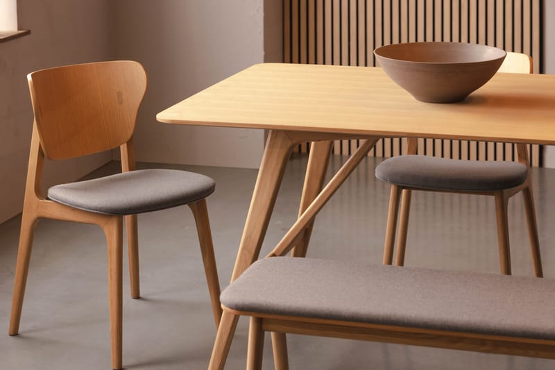 HULSIG Matbord 220 cm inkl 4 Stolar + Bänk Natur/Grå - Matgrupp & matbord med stolar