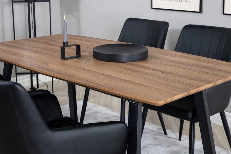 Inca Förlängningsbart Matbord med 4 Comfort Karmstol - Möbler - Matplats - Matgrupp & matbord med stolar