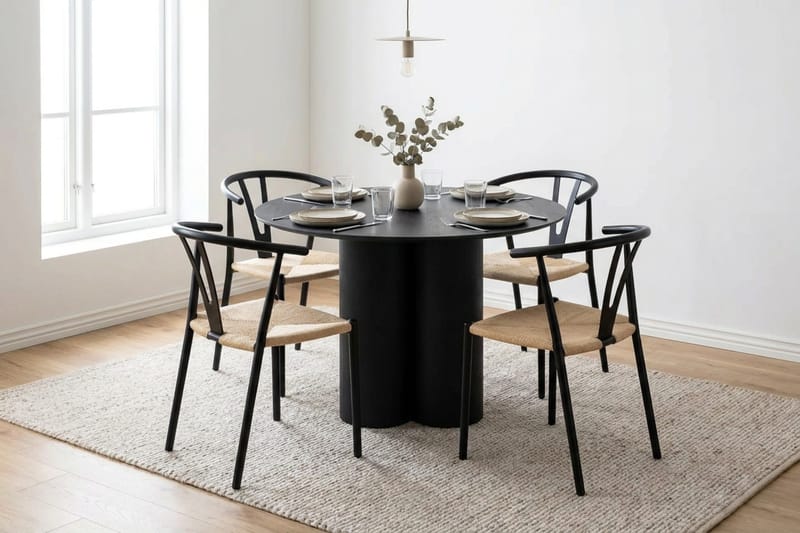 Juno Matgrupp runt 110 cm Svart med 4 Elysia Matstolar - Möbler - Matplats - Matgrupp & matbord med stolar