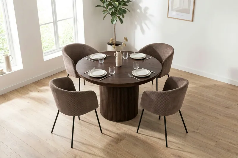 Kopparbo Förlängningsbart runt 120-220 cm Valnöt med 4 Berit Matstolar - Valnöt - Möbler - Matplats - Matgrupp & matbord med stolar