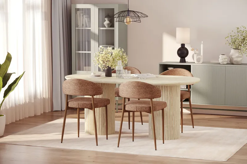 Kopparbo Matbord Travetin utseende med 4 st Jairam Matstolar - Beige - Möbler - Matplats - Matgrupp & matbord med stolar