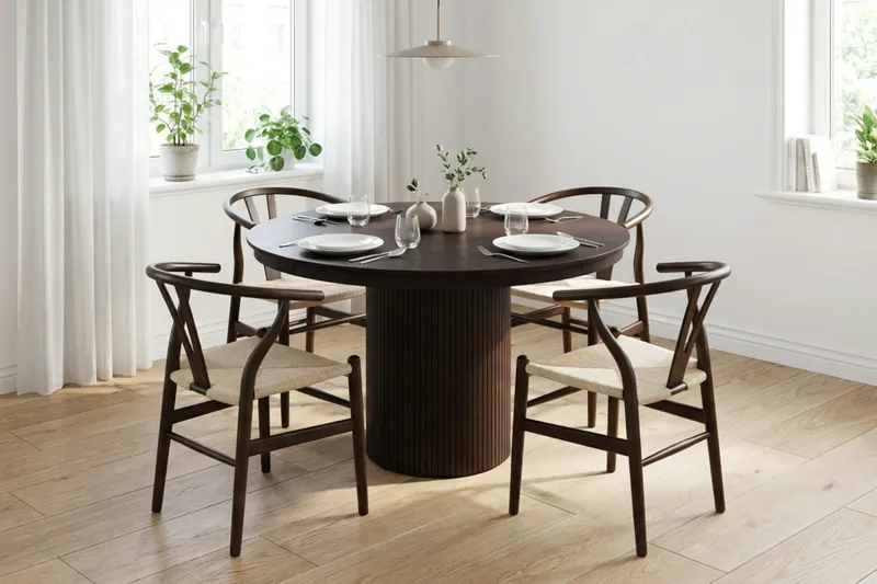Kopparbo Matgrupp Förlängningsbart runt 120-220 cm Rökt Ek med 4 Dastoori Matstolar - Rökt ek - Möbler - Matplats - Matgrupp & matbord med stolar
