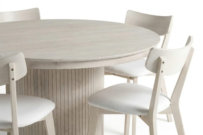 Kopparbo Matgrupp Förlängningsbart runt 120-220 cm Vitlaserad med 4 Amelia Matstolar med Dyna - Vitlaserad/Beige - Möbler - Matplats - Matgrupp & matbord med stolar