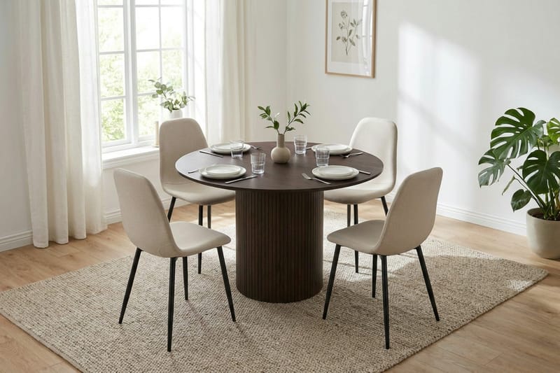Kopparbo Matgrupp runt 110 cm Rökt Ek med 4 Nibe Matstolar - Rökt ek - Möbler - Matplats - Matgrupp & matbord med stolar