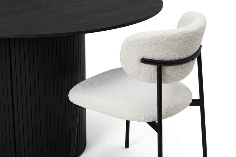 Kopparbo Matgrupp runt 130 cm Svart med 6 Lucy Matstolar - Svart - Möbler - Matplats - Matgrupp & matbord med stolar