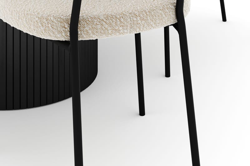 Kopparbo Runt Matbord 130 cm Förlängningsbart med 4 Gemmiano Stolar - Svart - Möbler - Matplats - Matgrupp & matbord med stolar