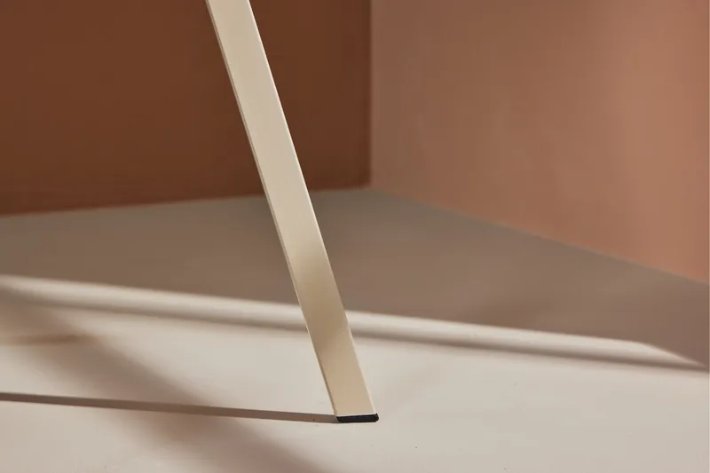 Lilja Matstol i Tyg med Metallben - Beige - Möbler - Matplats - Matstol & köksstol