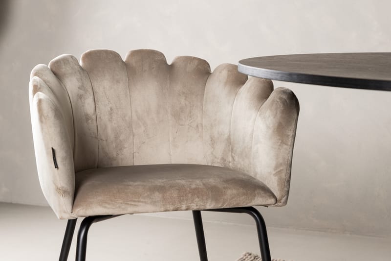 LOVERA Matgrupp  230 cm Oval Beige med 4 LIMHAMN Stolar - Möbler - Matplats - Matgrupp & matbord med stolar