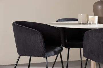 Lycke Matbord med 4 Berit Karmstol - Möbler - Matplats - Matgrupp & matbord med stolar