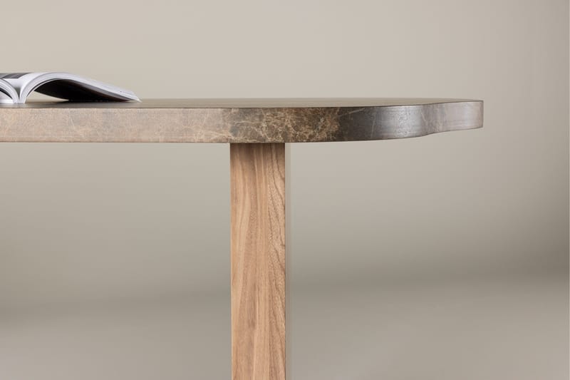 Eleonora Stort Asymmetriskt Matbord 230 cm i Trä med Valnöts- och Marmorutseende - Brun - Möbler - Matplats - Matbord & köksbord