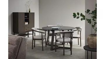Matbord Jämtorrås ø130/230 cm - Brunlackad och vitpigmenterad ek - Möbler - Matplats - Matbord & köksbord