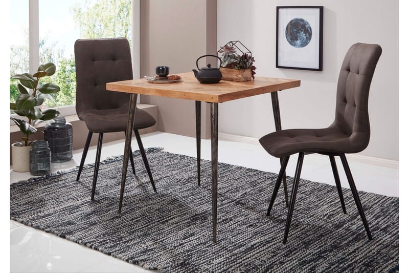 Synia Litet Kvadratiskt Matbord 80 cm i Massivt Trä med Ek- och Metallutseende - Beige - Möbler - Matplats - Matbord & köksbord