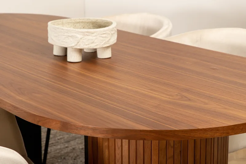 Biana Matgrupp 200 cm Oval inkl 4 Berita Sammetsstolar - Valnötsbrun/Beige/Svart - Möbler - Matplats - Matgrupp & matbord med stolar