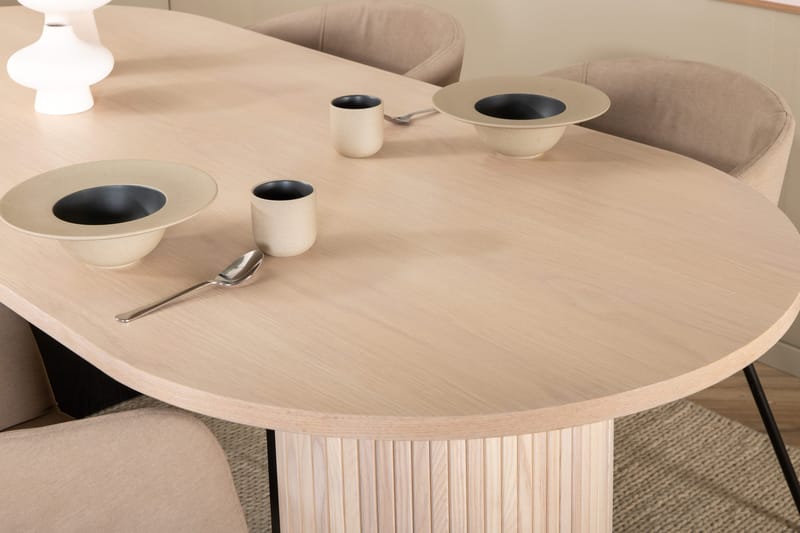 Biana Matgrupp 200 cm Oval inkl 4 Berita Stolar - Beige/Svart - Möbler - Matplats - Matgrupp & matbord med stolar