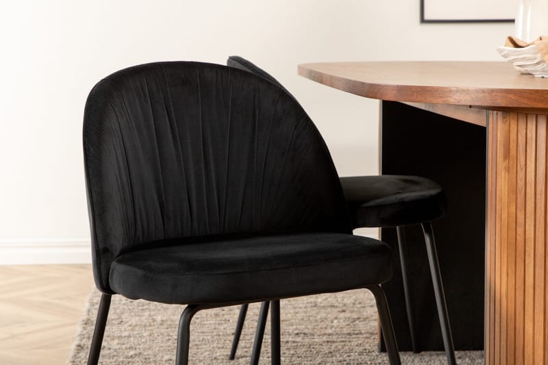 Biana Matgrupp 200 cm Oval inkl 4 Foyos Stolar - Valnötsbrun/Svart - Möbler - Matplats - Matgrupp & matbord med stolar