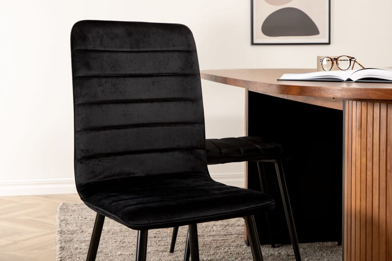 Biana Matgrupp 200 cm Oval inkl 4 Robin Sammetsstolar - Valnötsbrun/Svart - Möbler - Matplats - Matgrupp & matbord med stolar