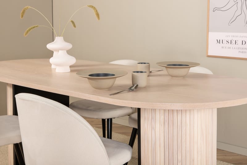 Biana Matgrupp 200 cm Oval inkl 4 Valera Manchesterstolar - Beige/Svart/Beige - Möbler - Matplats - Matgrupp & matbord med stolar